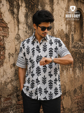 Fashion by History Crestline Short Sleeve Katua